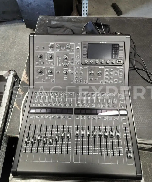 Midas M32R Digital Mixing Console – 32x32 USB, 25 Buses