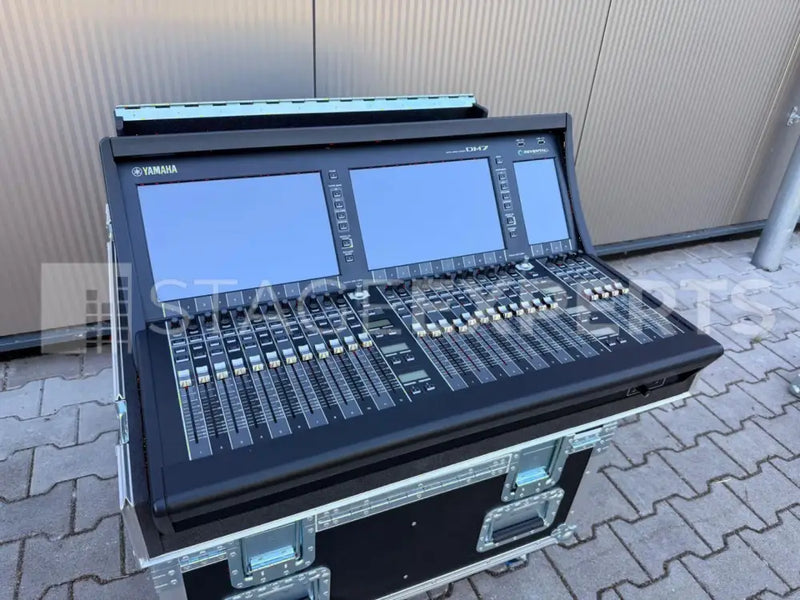 Yamaha DM7 Digital Mixing Console with Flight Case – Used