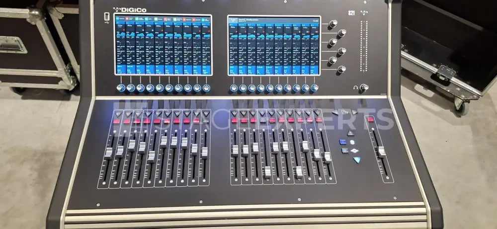 DiGiCo S21 with 2x A168D, DMI-Dante64@96 & DMI-Waves bundle