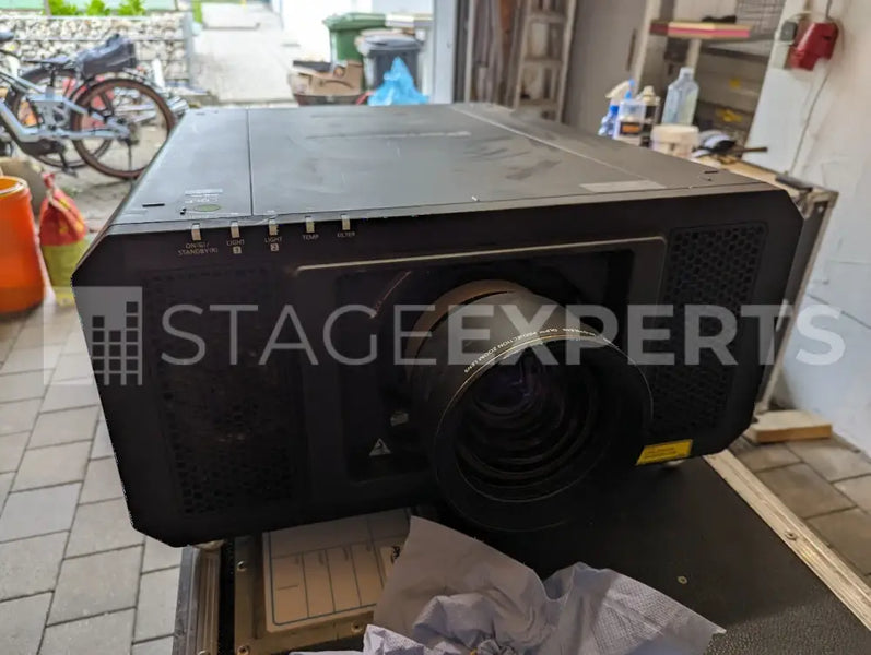 Panasonic PT-RS11K with ET-D75LE10 Lens | Serviced