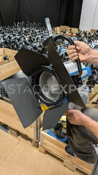 ARRI L7-C LED Fresnel Spotlight – Tuneable Colour, DMX