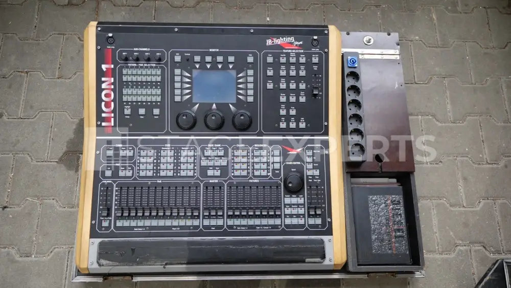 JB-Lighting LICON 1 Tourpack Lighting Console | 1024 DMX