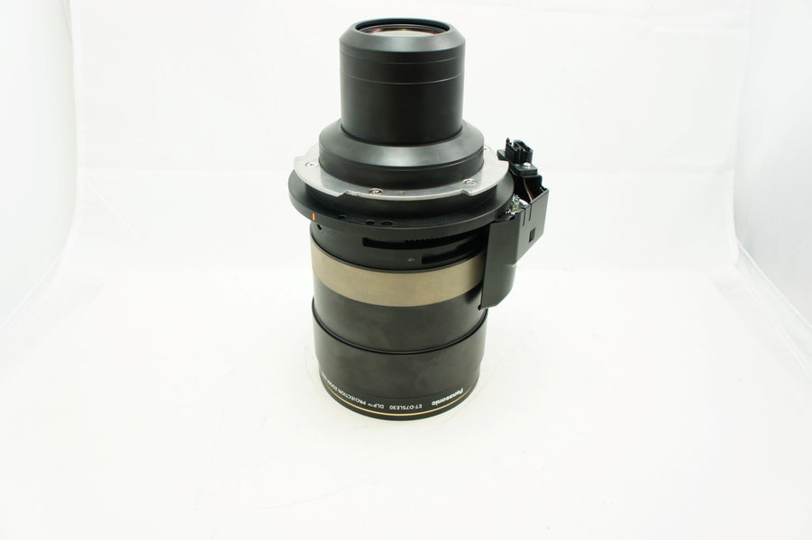 Panasonic ET-D75LE30 Zoom Lens 2.40–4.66:1 for 3‑Chip DLP