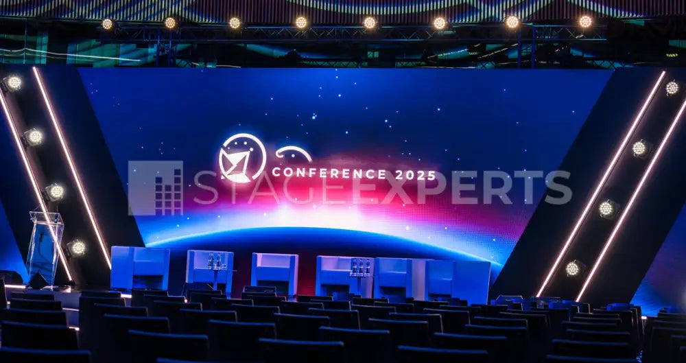 Desay TR2.5 70m² Indoor LED Wall, Novastar 4K