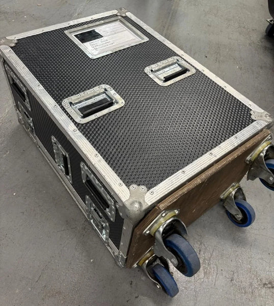 Yamaha QL1 Digital Mixer with Dante & Flight Case – Compact Pro