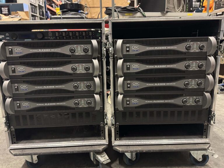 DAS Audio Aero 28B Line Array – 12 Tops + 4 ULX218A Subs