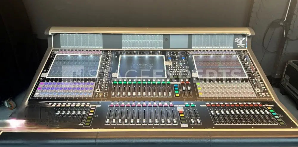 DiGiCo Quantum 7 Set with SD‑Rack (32‑bit) Console