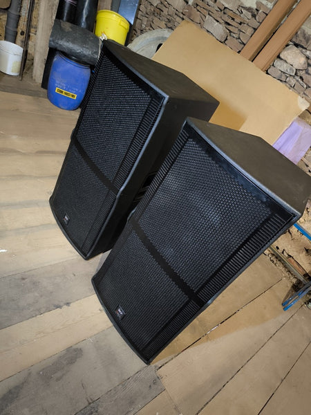 RCF V-MAX V45 Pair – 2‑Way Point Source Loudspeakers