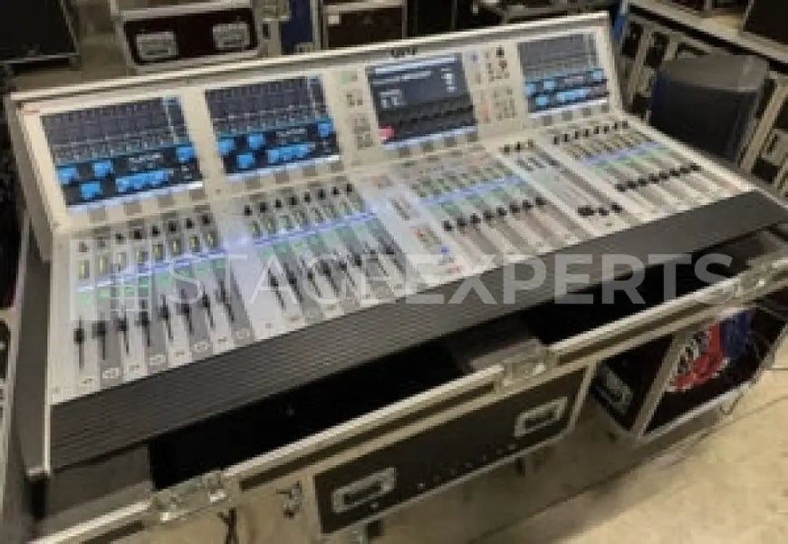 Soundcraft Vi400 Digital Console Set with Racks – Used, Touring