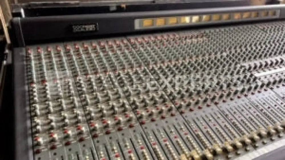 Crest X‑Eight 44:8 Analogue Console, 8‑Bus, 8 Aux Sends