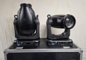 Martin MAC Viper Wash DX Moving Heads – Used Dual Cases