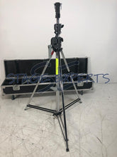 Load image into Gallery viewer, WIND UP MANFROTTO 087   35 KG   H =  3.8 M
