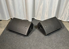 Load image into Gallery viewer, DAS Audio Road12A – 8-Piece Powered Stage Monitor Pack
