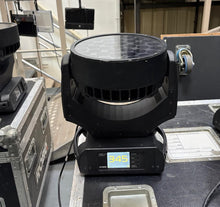 Load image into Gallery viewer, Robe Robin 600 LEDWash
