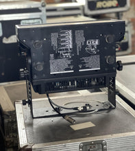 Load image into Gallery viewer, Robe ColorStrobe
