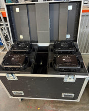 Load image into Gallery viewer, Robe Painte x 4
