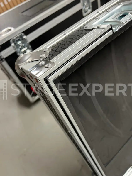 Roe LED flight cases (brand new)