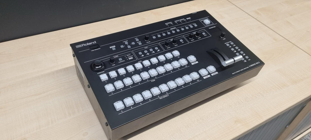 Roland V800HD MKII Video Switcher