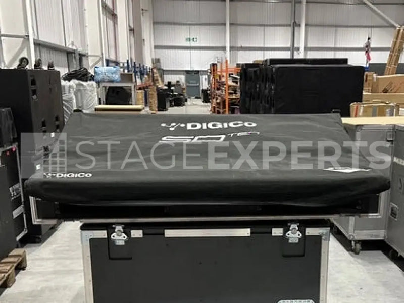DiGiCo SD10 with Waves – Used Digital Console + Flightcase