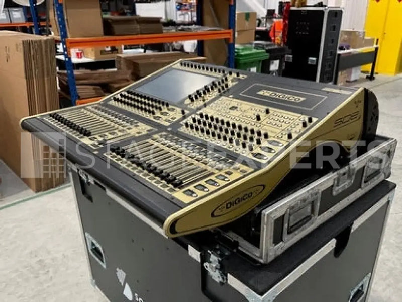 DiGiCo SD8 used package: console, Digi‑Rack, I/O and case