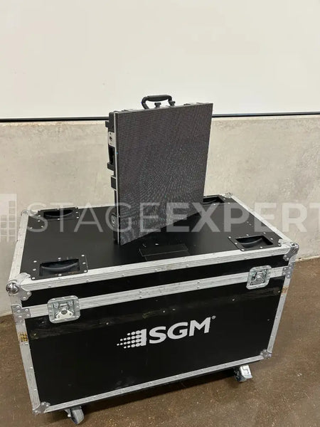 SGM Quadra Outdoor 3.9 LED Package