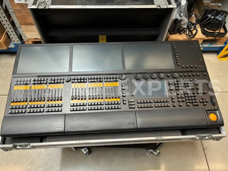 MA Lighting grandMA2 full-size console in Amptown case