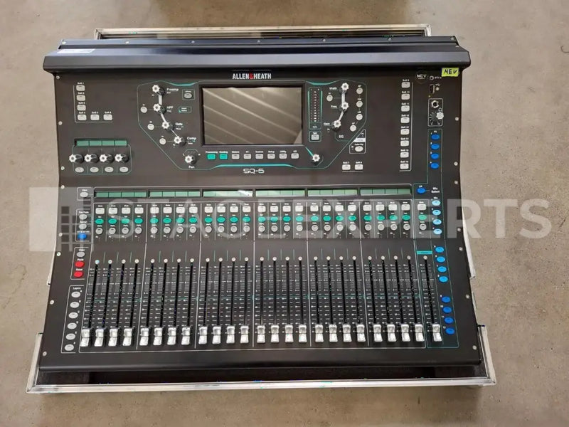 Allen & Heath SQ-6 with Case & S-Link Card | Digital Mixer