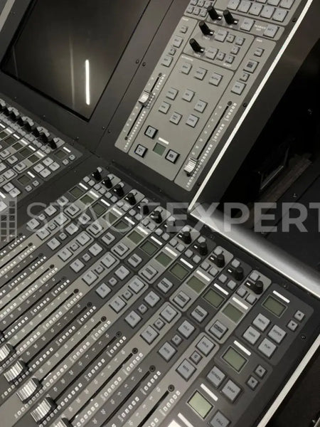Solid State Logic L200 Plus Console + 2x SB32.24 Stageboxes