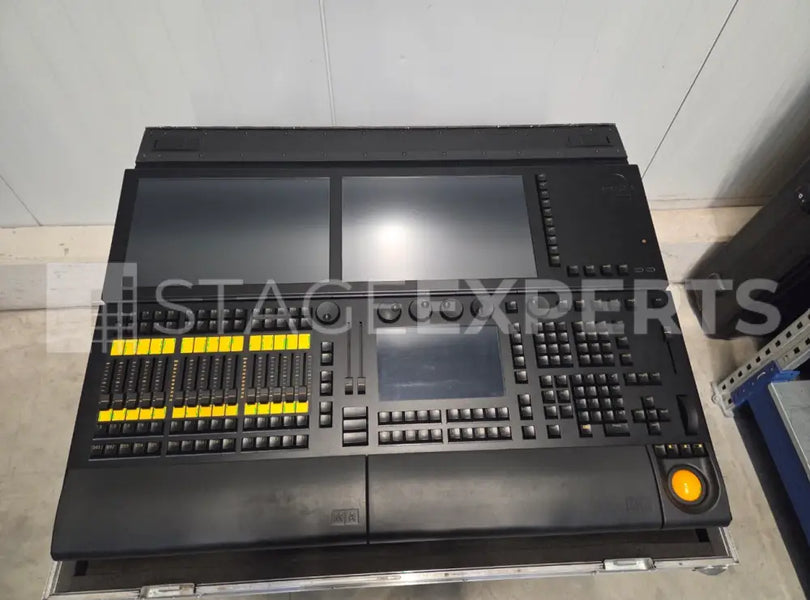 MA Lighting grandMA2 light console with flight case – Used