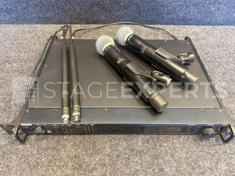 Shure Axient Digital AD4D with 2x AD2 Beta58 (470–636 MHz)