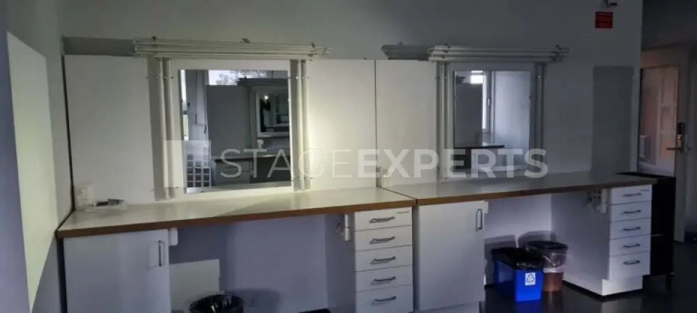 Custom STAGE9 Makeup Station – Pro Vanity for Film & TV