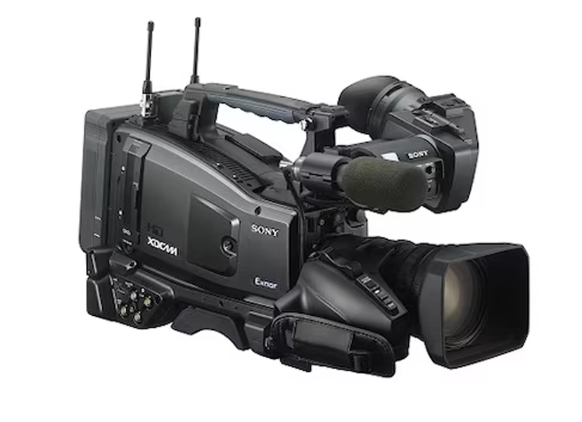 Sony PXW-X320 XDCAM Camcorder Kit with Fujinon Lens, Case