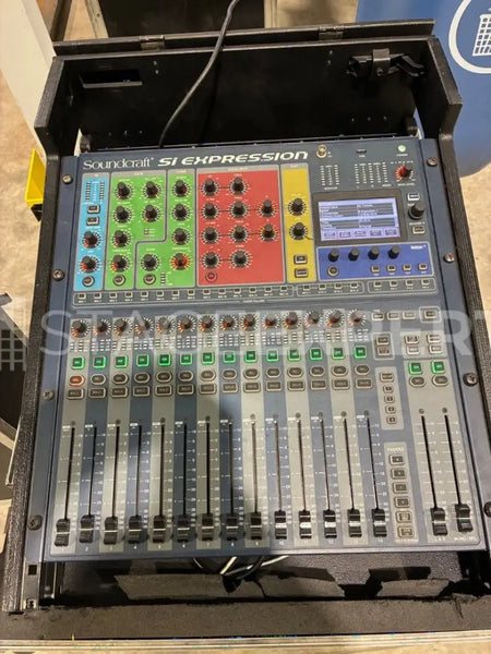 Soundcraft Si Expression 1 Digital Console + Flight Case
