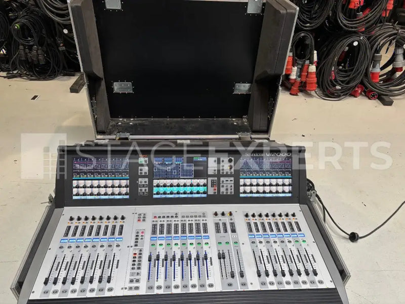 Soundcraft Vi2000 + 48/24 Stagerack with Mixer Flightcase
