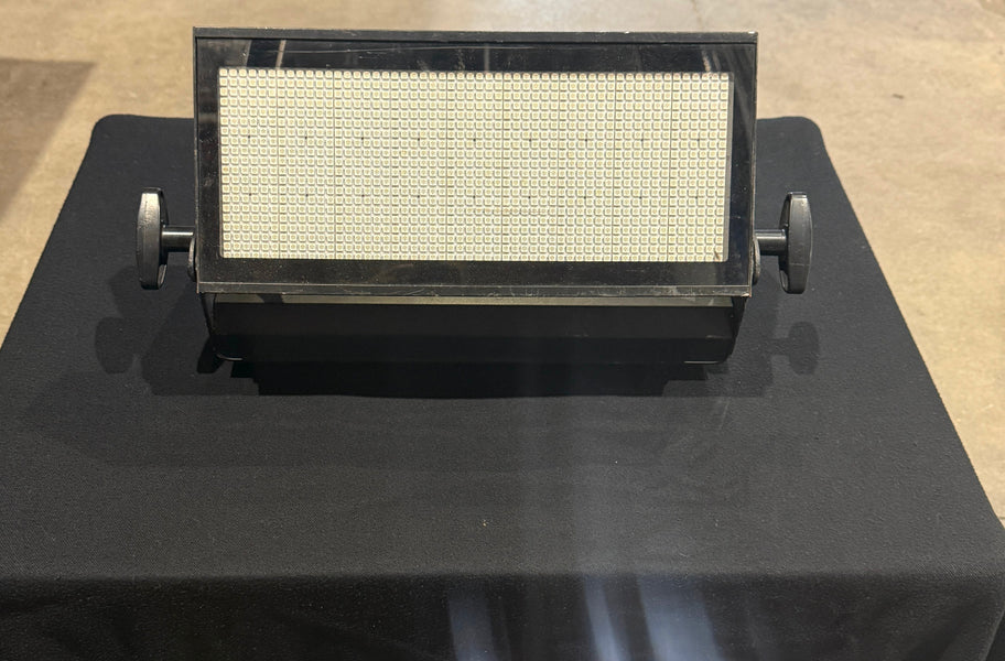 Stairville EP1080 LED Panel – 16x Flood/Strobe/Blinder