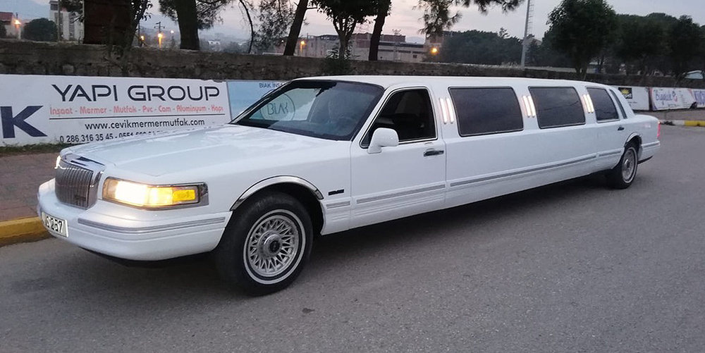 Licon Towncar Stretch Limousine – Classic, Refurbished