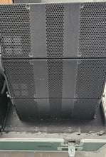 Load image into Gallery viewer, d&amp;b Audiotechnik T10 Package (EP5)
