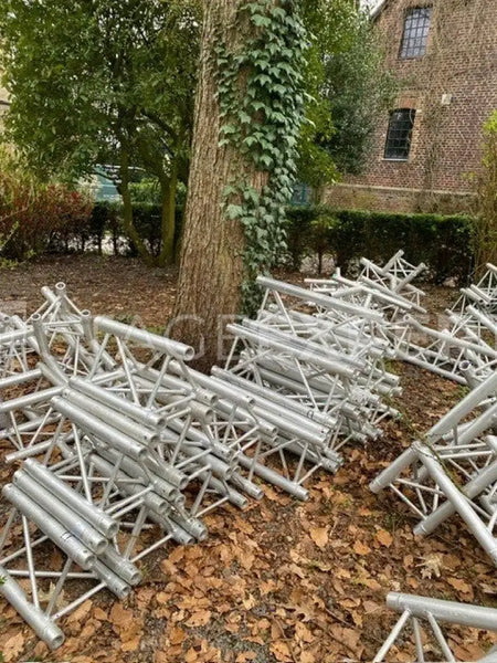 Mixed 3-Point Truss Bundle - approx 100pcs with connectors