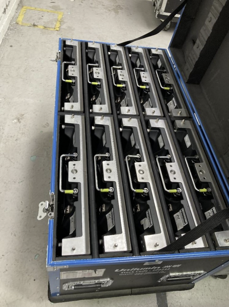 Unilumin Utile III 03 Batch B LED Indoor Screen System & Novastar Control System