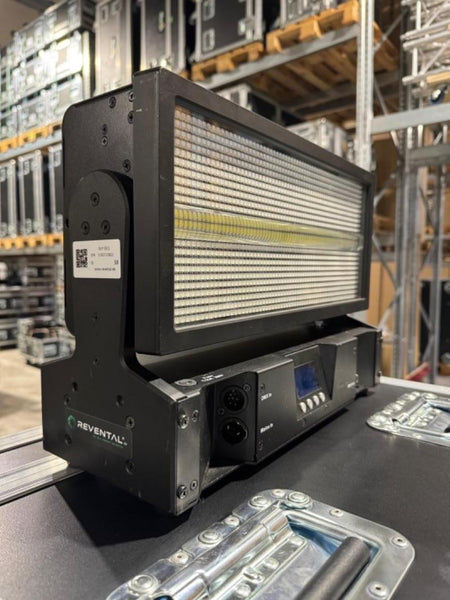 GLP JDC1 Strobe incl. 1/6 Flight Case | Pro Lighting