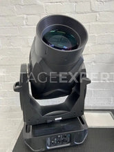 Load image into Gallery viewer, Vari-Lite VL2600 Wash
