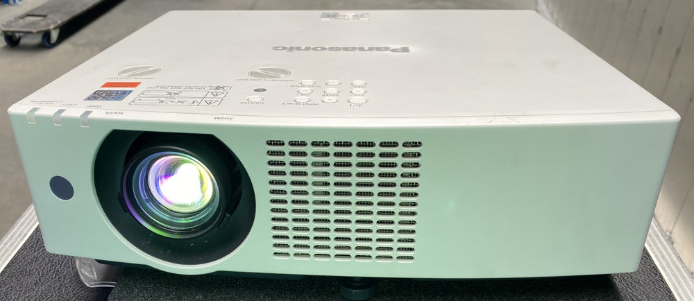 Panasonic PT-VMZ51 Laser Projector, 5,200 lm, HDBaseT