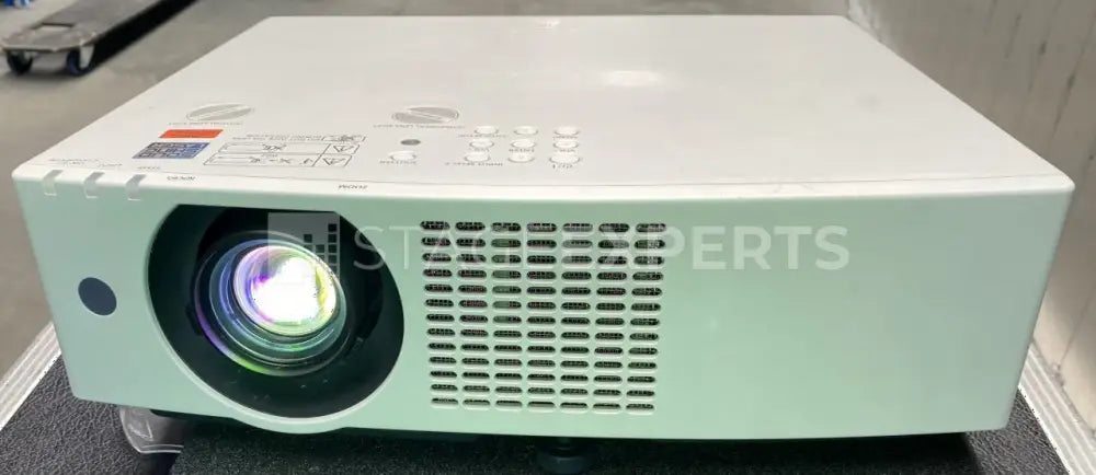 Panasonic PT-VMZ51 Laser Projector, 5,200 lm, HDBaseT