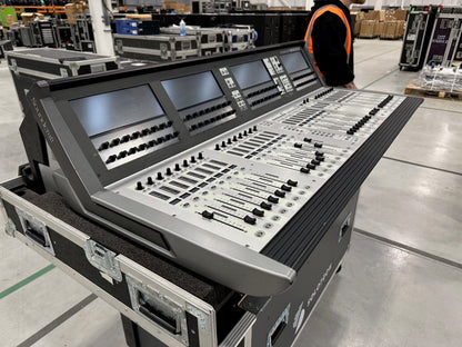 Soundcraft Vi3000 Digital Console – Used + Touring Case