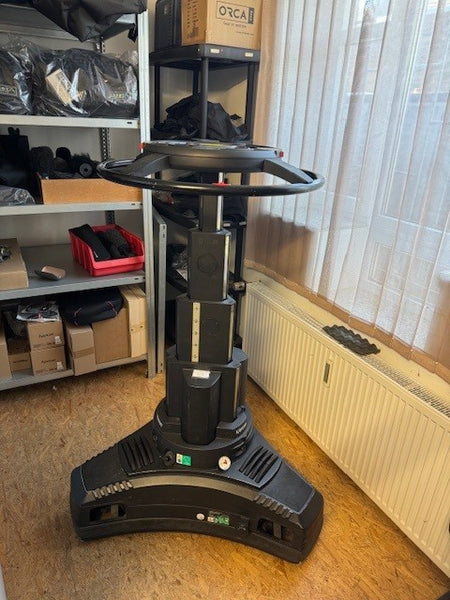 Vinten Quattro-L Pedestal 3852-0003 – Studio Camera Support