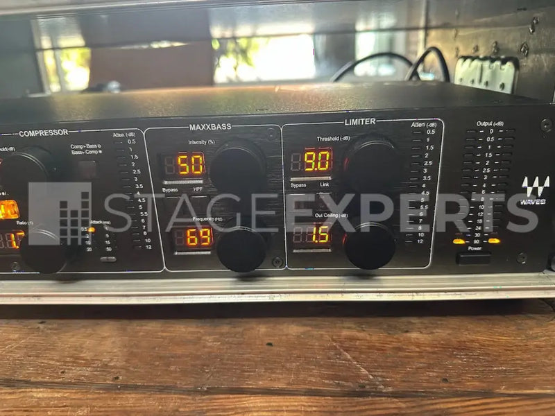 Waves MaxxBCL MaxxBass Compressor & L2 Limiter Unit