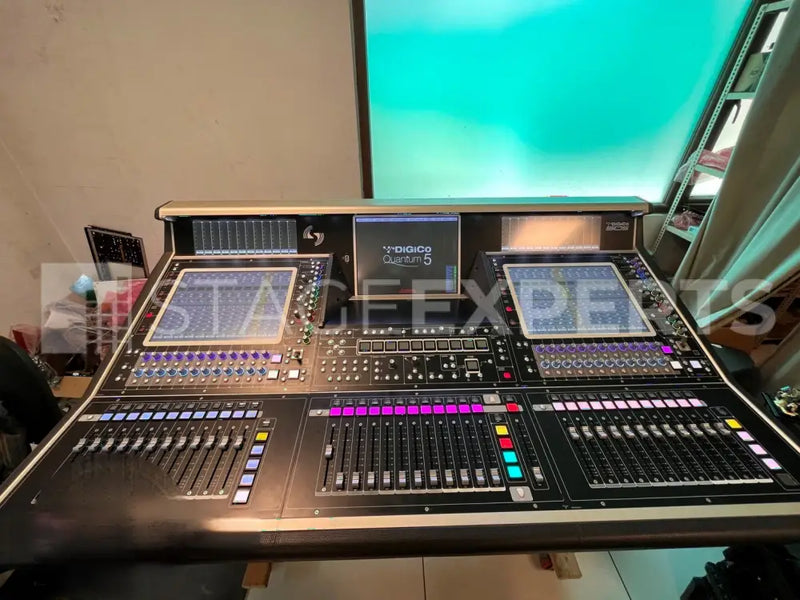 DiGiCo Quantum 5 Digital Mixing Console – Used Professional