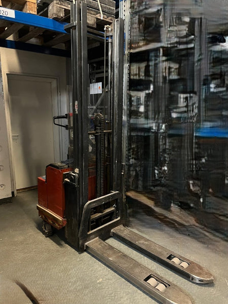 BT Ameise LSV 1250/11 High-Lift Stacker – Used