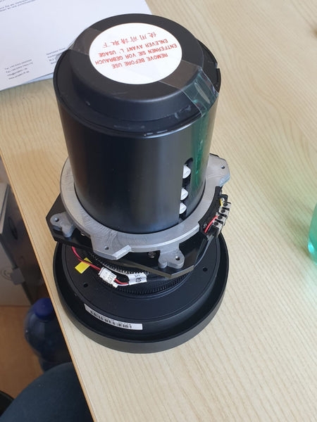 Christie 1.02–1.36:1 Zoom Lens for D13WU‑HS Projector