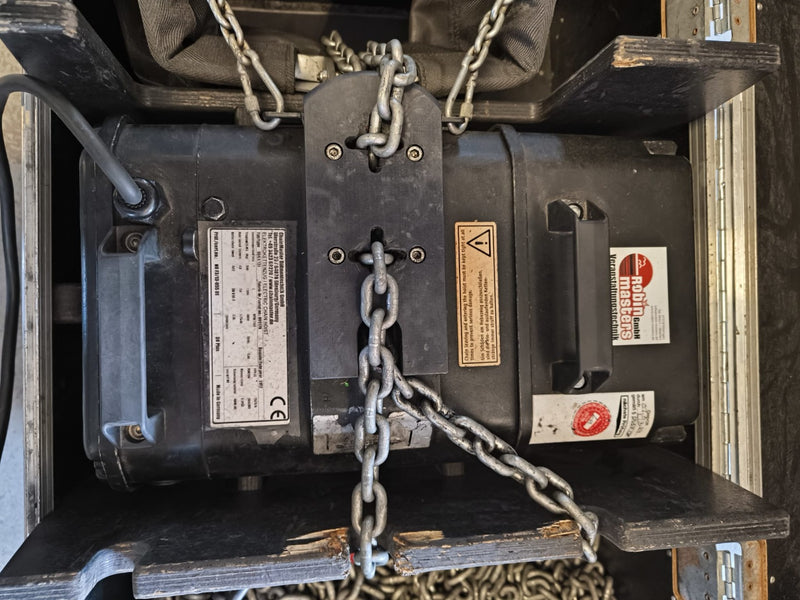 ChainMaster D8+ 1t Hoist, 24m Double Chain with Case
